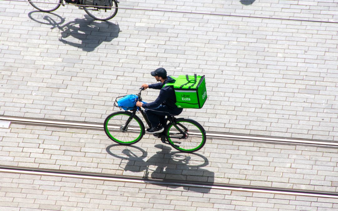 Le Kbis et partenaire Uber Eats